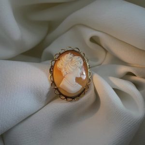 Broche Camée or jaune - Dépôt-vente